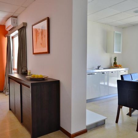 Апартаменты Large St Julians Central 2 Сент Джулианс Экстерьер фото